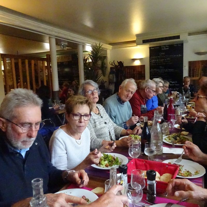 St hilaire les places 48 